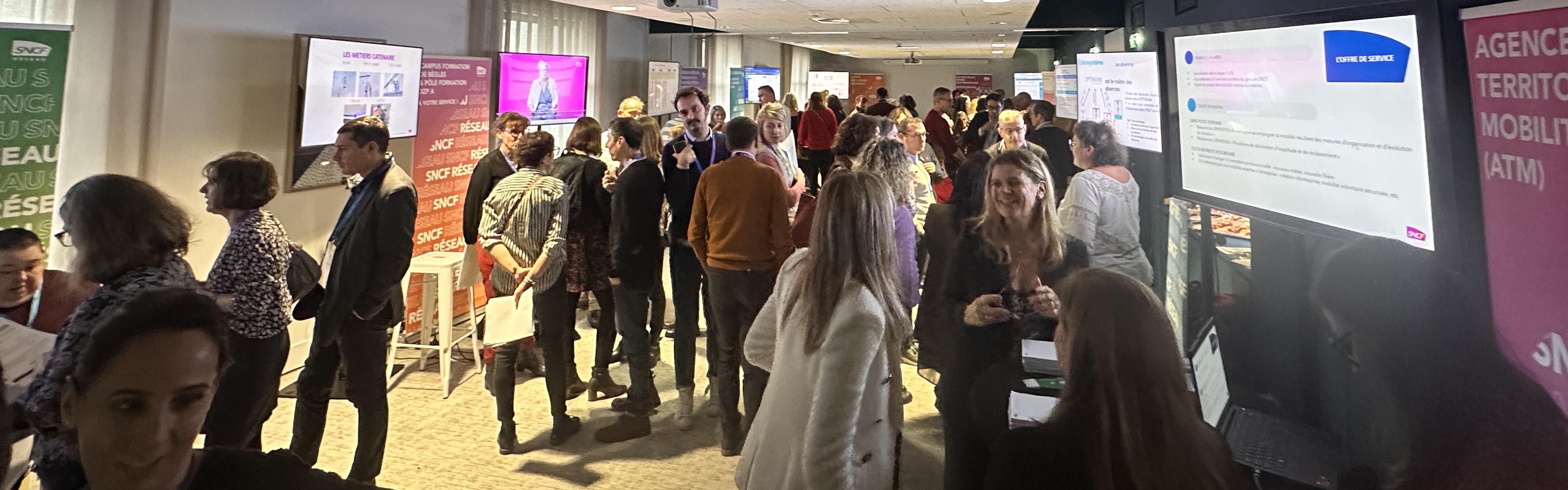 location ecran tv slide 1 videopix